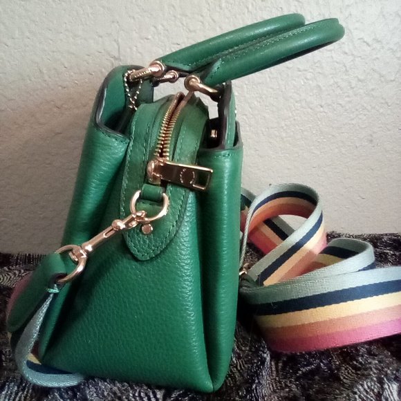 Coach Mini Lillie NWOT green diary embroidered handbag. Rainbow butterfly daisy - Picture 3 of 3